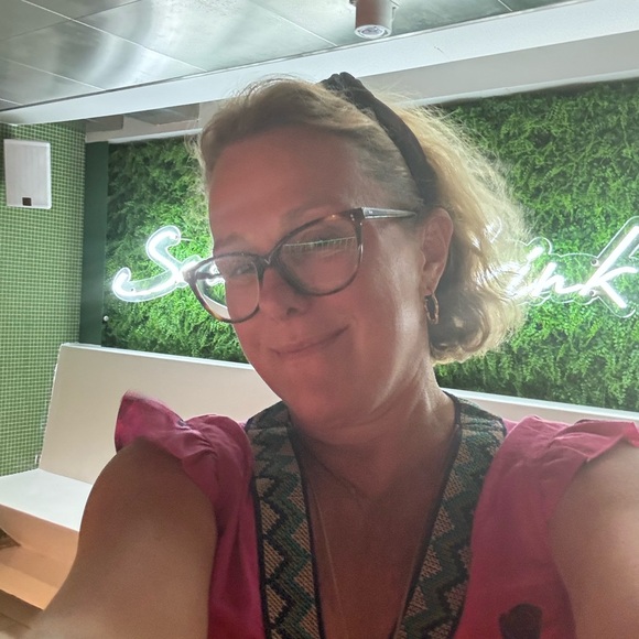 Meet your Posher, Juliette - Picture 4 of 7